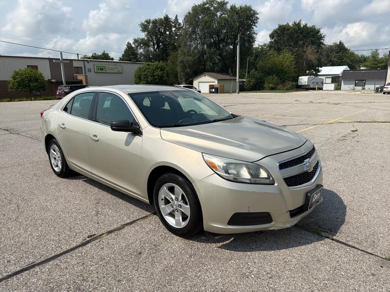 Chevrolet Malibu LS 2013