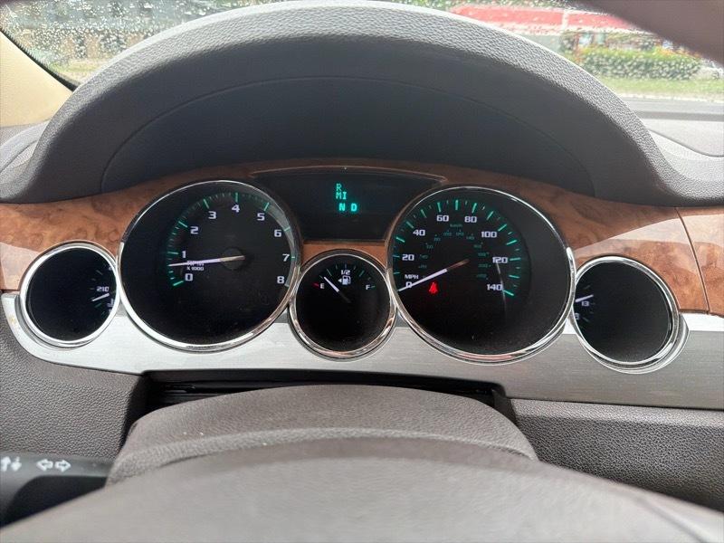 Buick Enclave CXL-2 AWD 2011