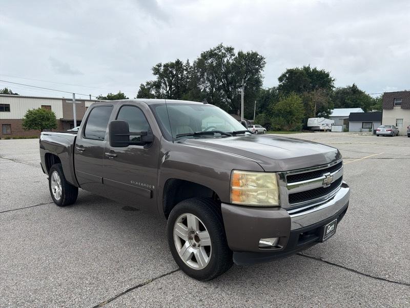 Chevrolet Silverado 1500 LTZ Crew Cab 2WD 2008