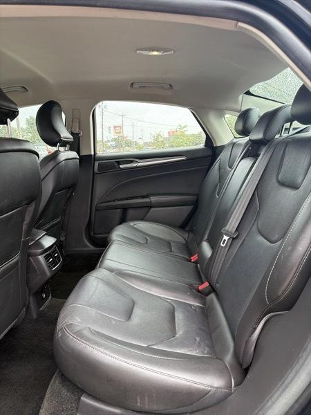 Ford Fusion Titanium 2016