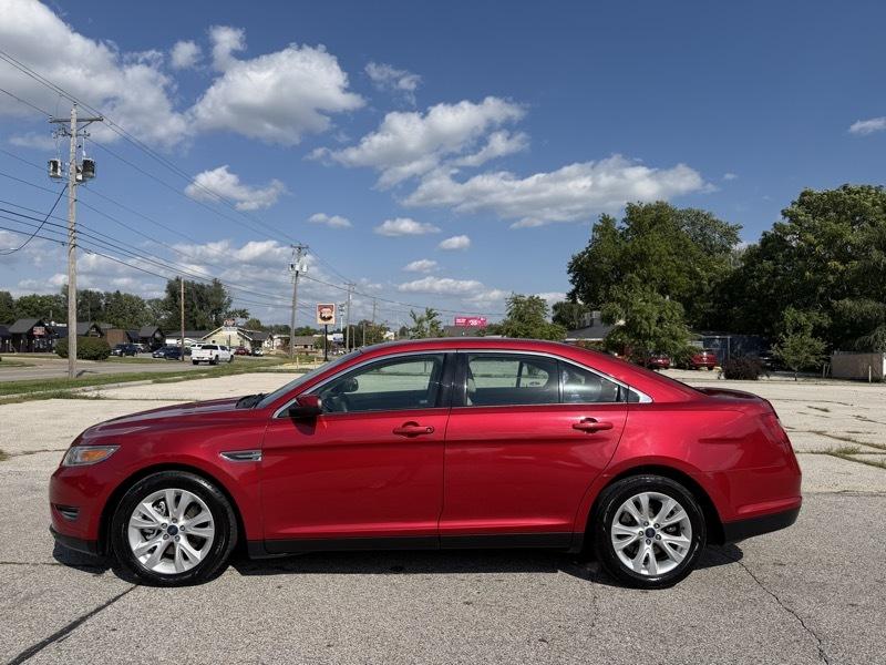Ford Taurus SEL FWD 2012