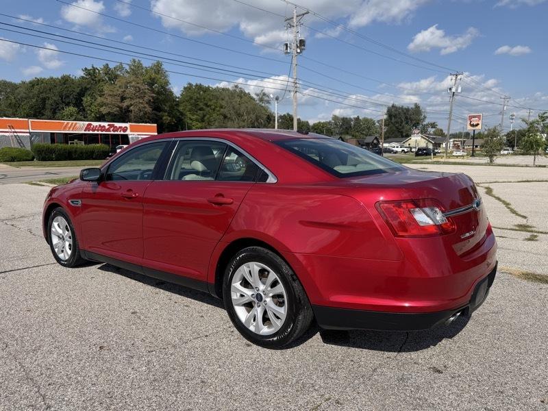 Ford Taurus SEL FWD 2012