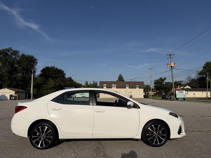 Toyota Corolla XLE CVT 2019