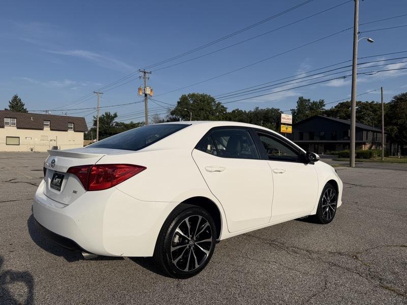 Toyota Corolla XLE CVT 2019
