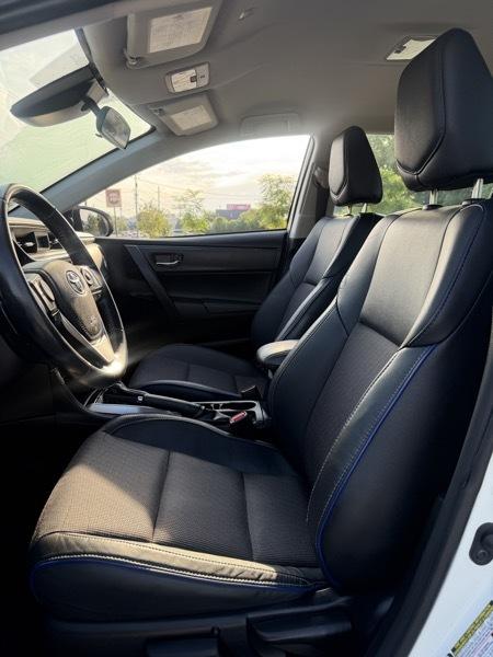 Toyota Corolla XLE CVT 2019
