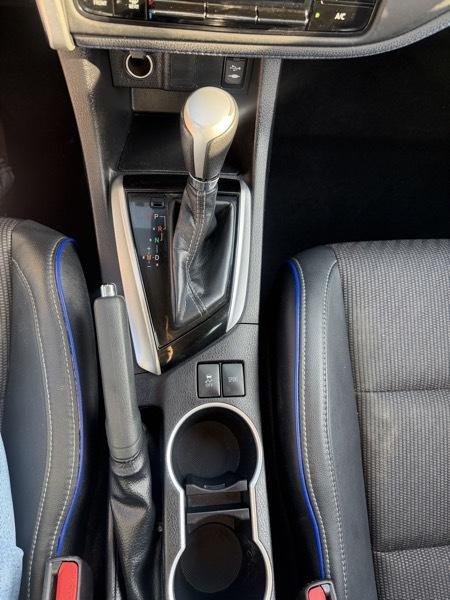 Toyota Corolla XLE CVT 2019