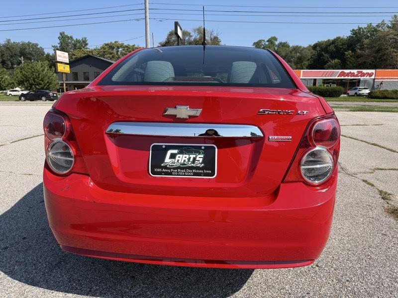 Chevrolet Sonic 1LT Sedan 2012