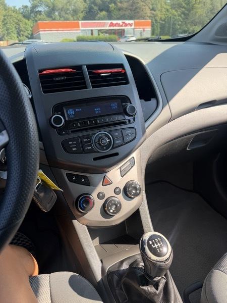 Chevrolet Sonic 1LT Sedan 2012