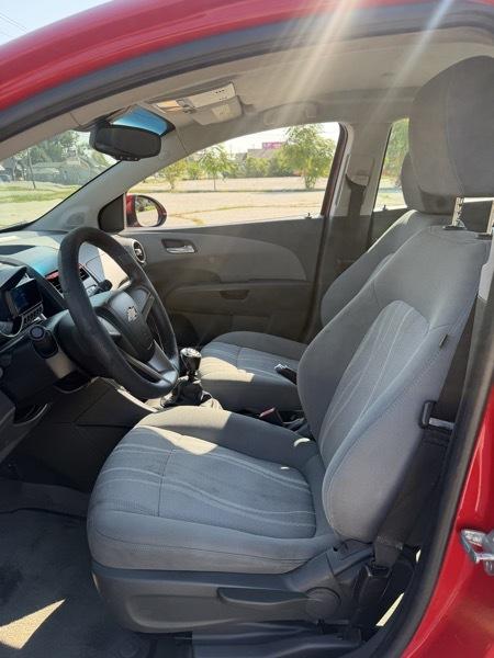 Chevrolet Sonic 1LT Sedan 2012