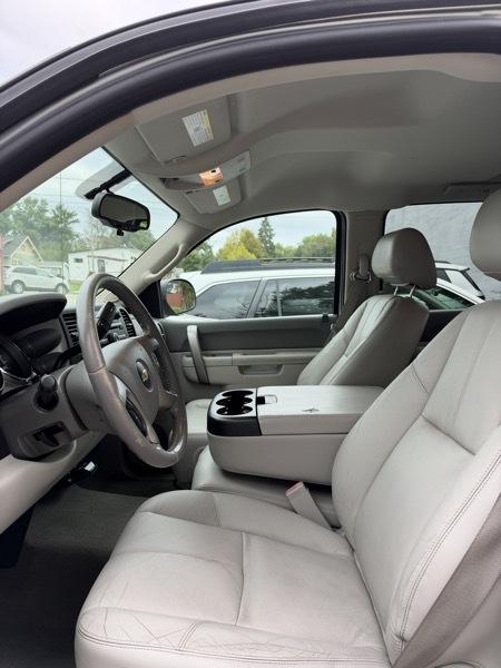 Chevrolet Silverado 1500 LT Crew Cab 4WD 2012
