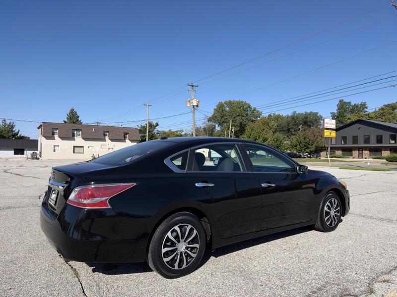 Nissan Altima 2.5 SV 2015