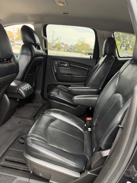 Chevrolet Traverse LT FWD 2012