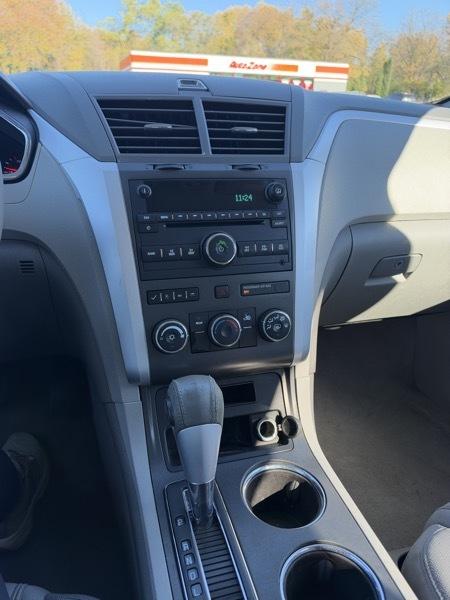 Chevrolet Traverse LT AWD 2012
