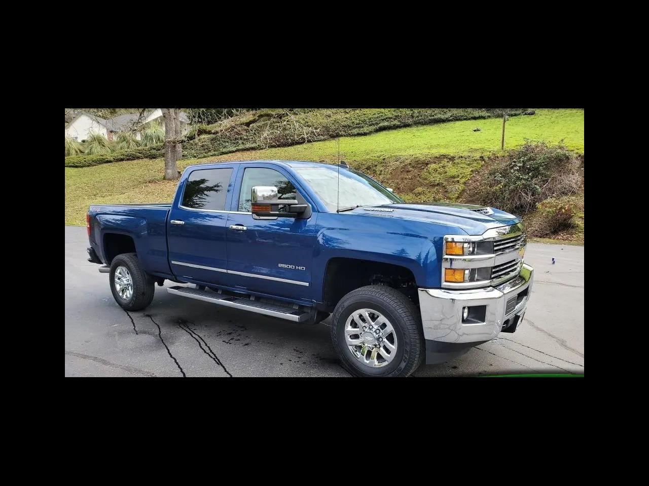 2017 Chevrolet Silverado 2500HD 4WD Crew Cab 159" LTZ