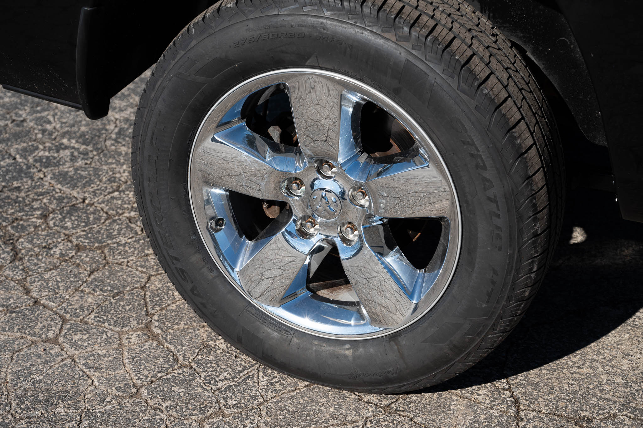 RAM 1500 SLT Crew Cab SWB 4WD 2016