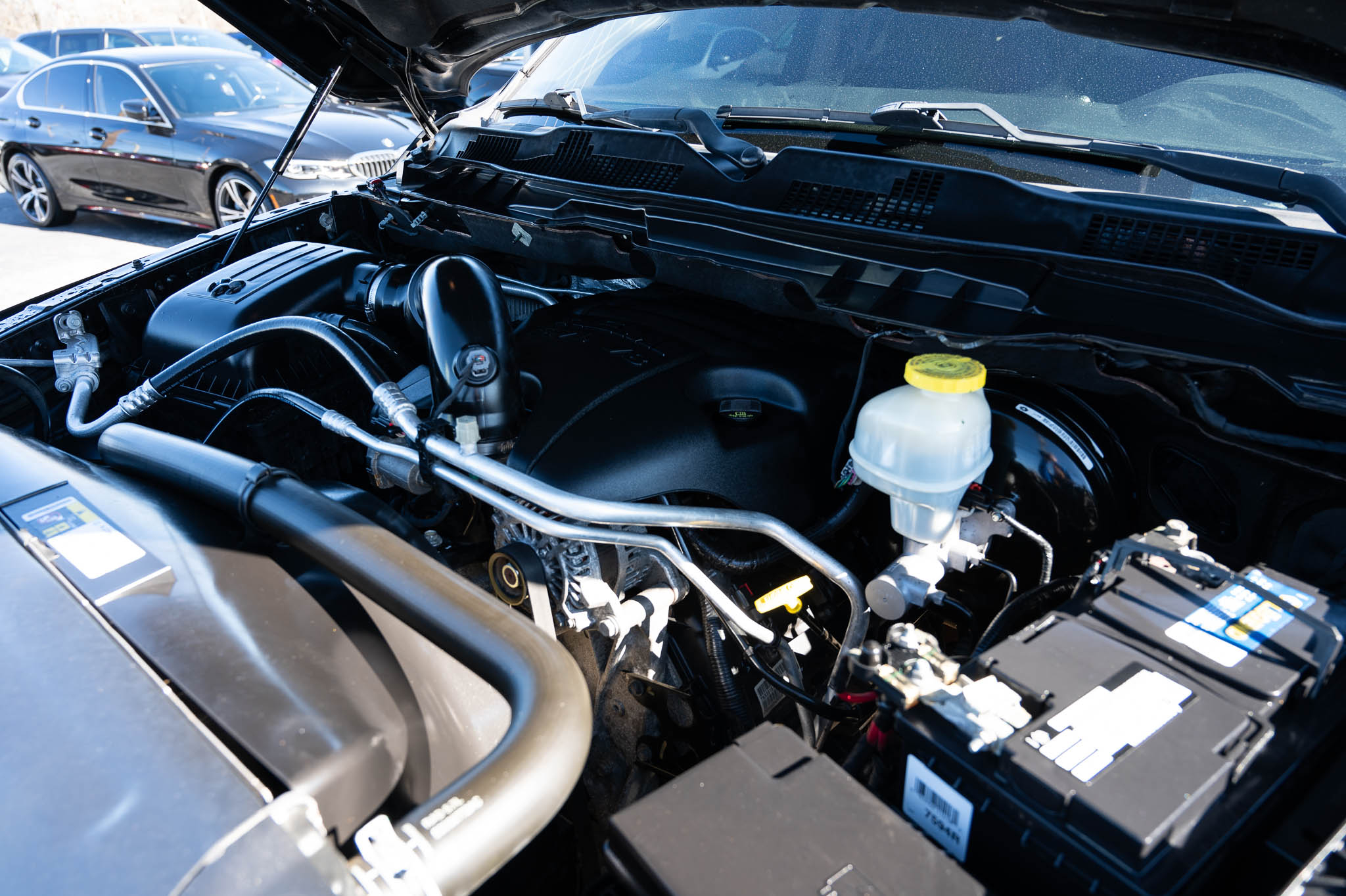 RAM 1500 SLT Crew Cab SWB 4WD 2016