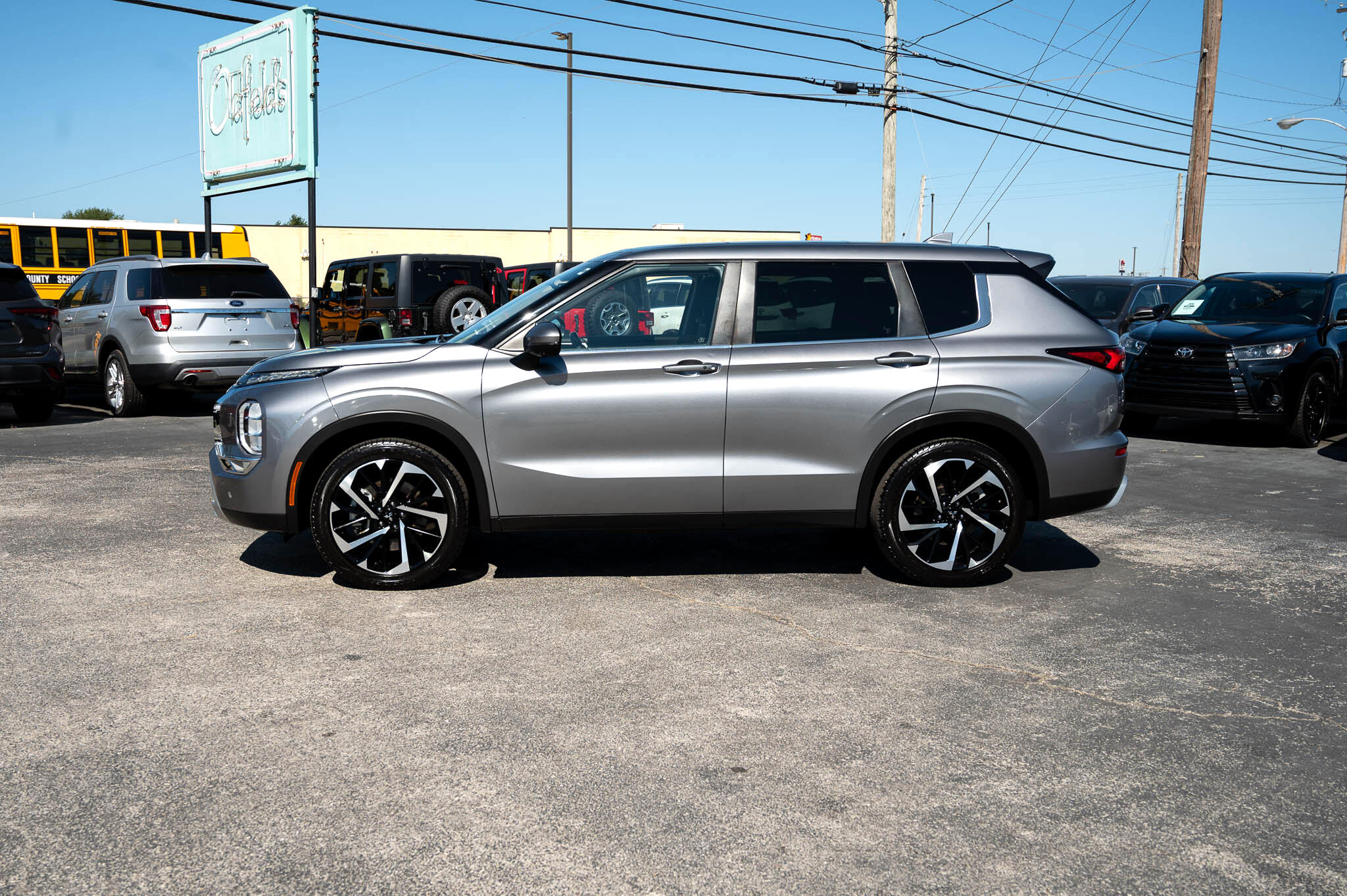 Mitsubishi Outlander SE 4WD 2022