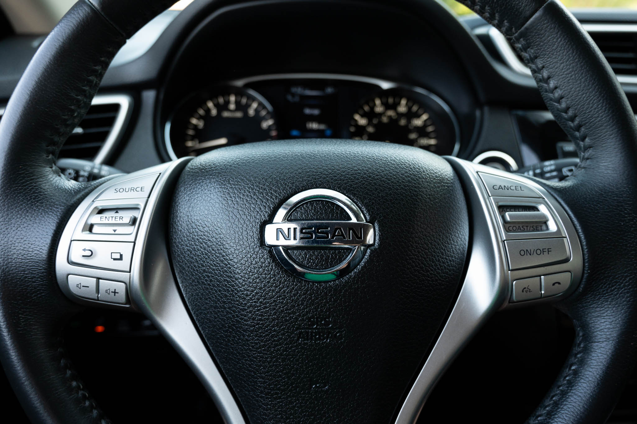 Nissan Rogue SL 4D SUV AWD 2015