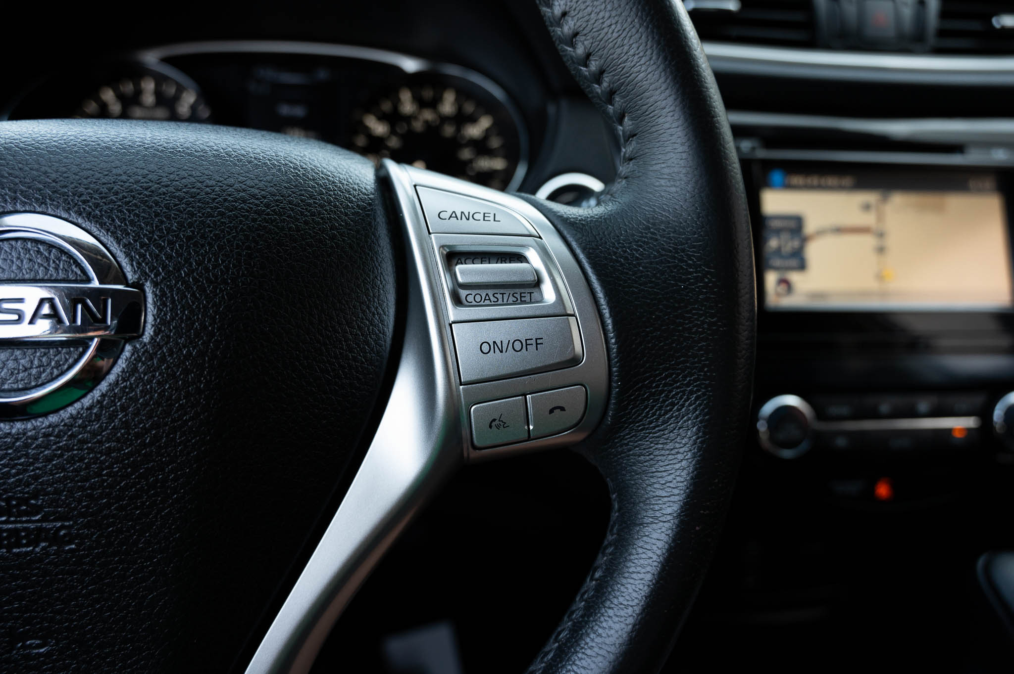 Nissan Rogue SL 4D SUV AWD 2015