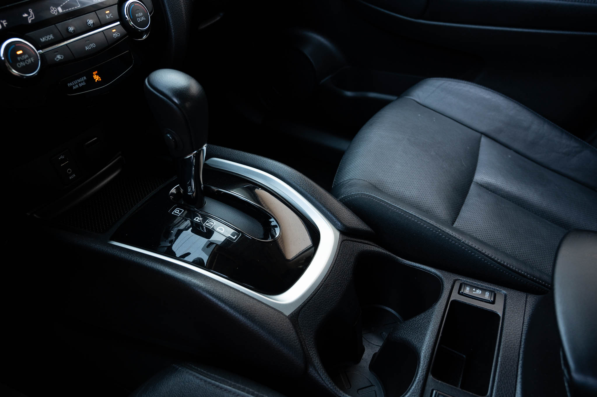 Nissan Rogue SL 4D SUV AWD 2015