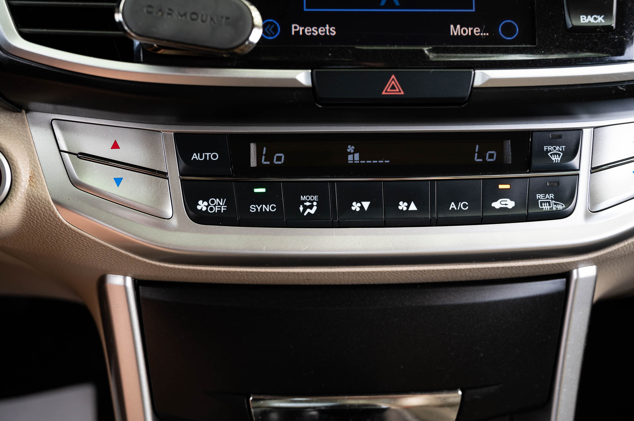 2015 Honda Accord EX-L photo 33