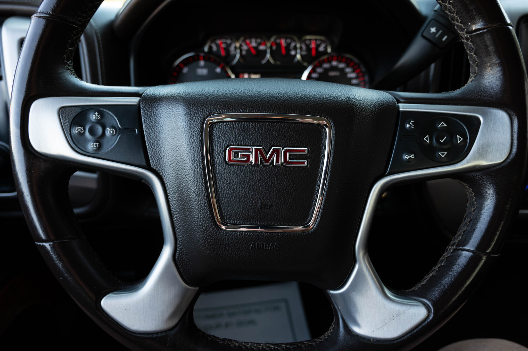 GMC Sierra 1500 SLE Crew Cab 4WD 2015