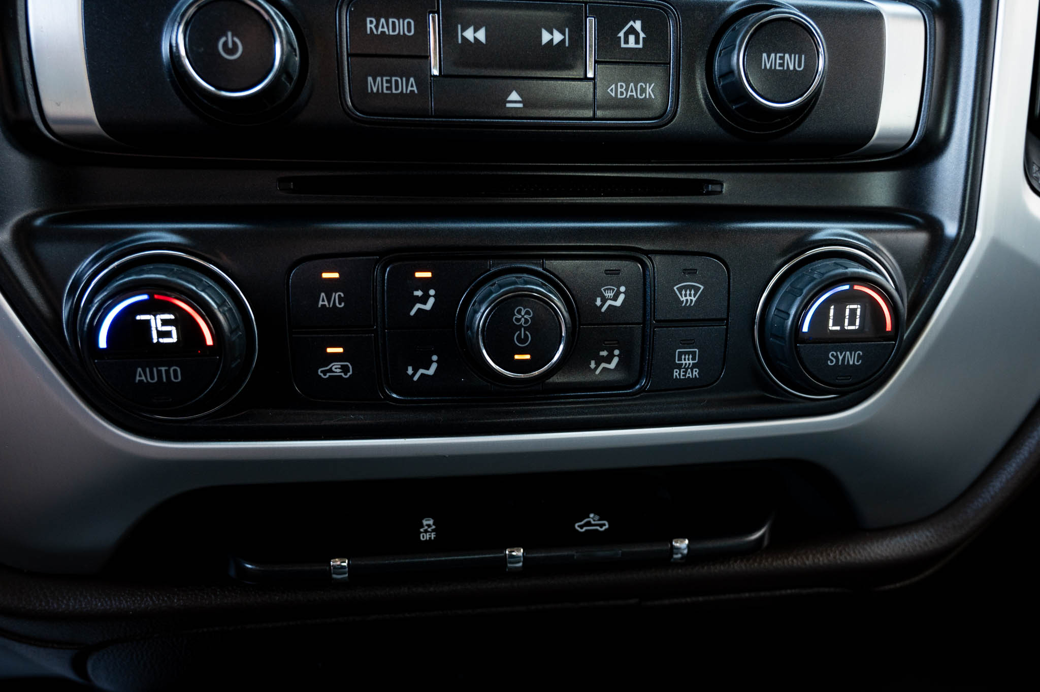 GMC Sierra 1500 SLE Crew Cab 4WD 2015