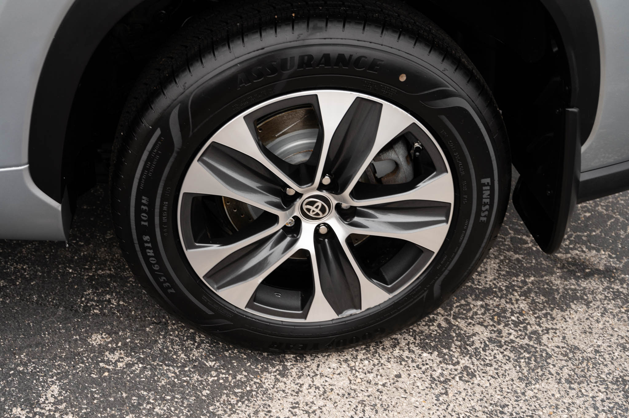 Toyota Highlander XLE AWD V6 2020