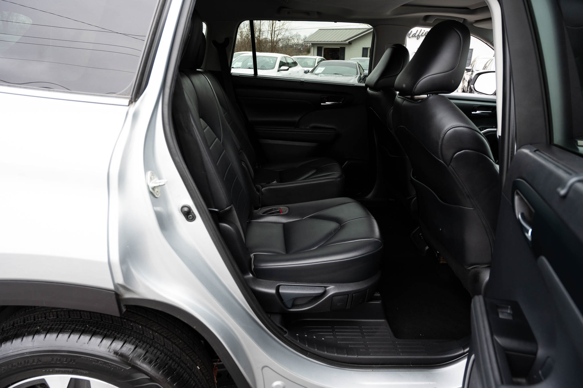 Toyota Highlander XLE AWD V6 2020