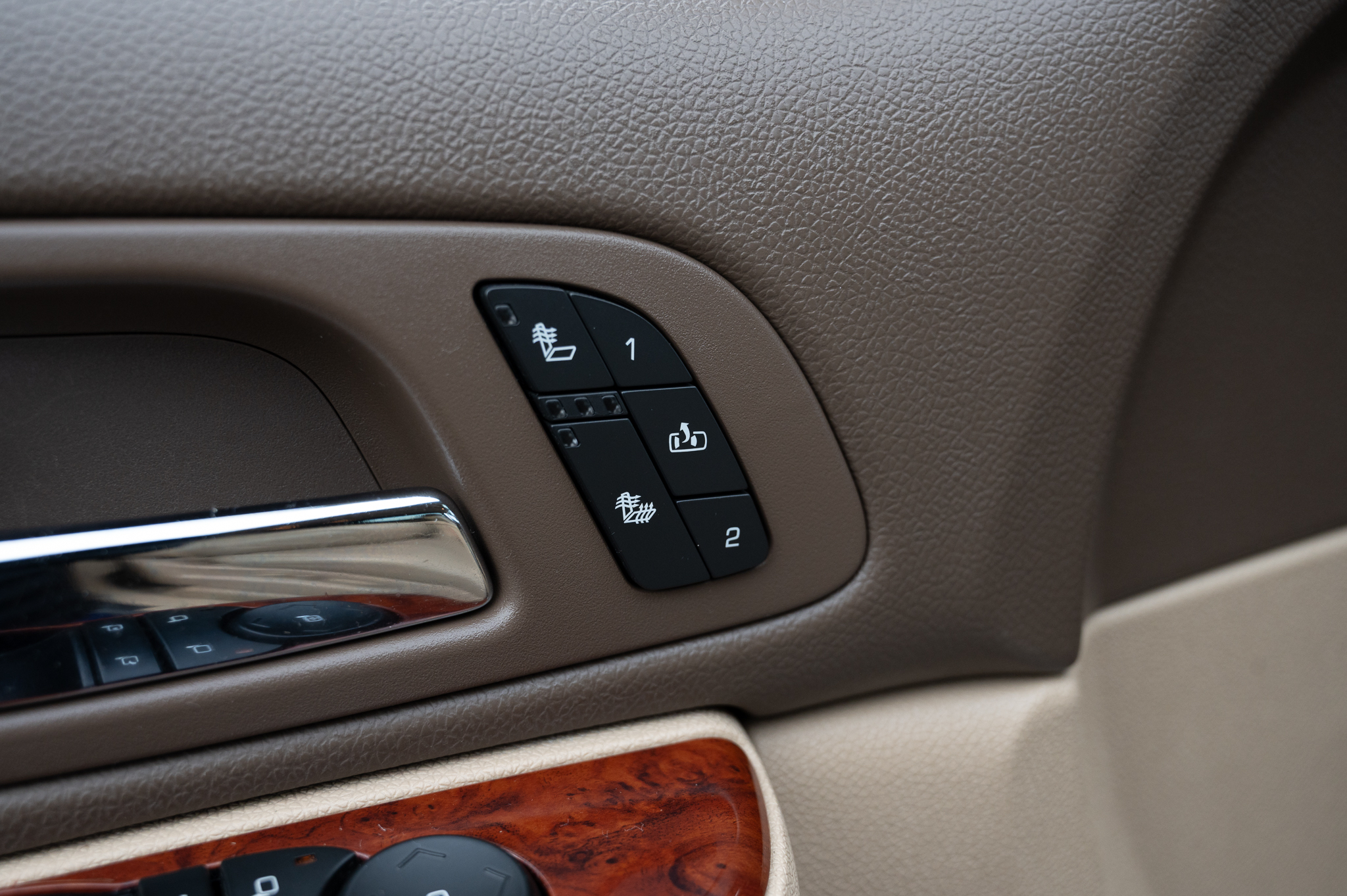 Chevrolet Tahoe LT 4WD 2012