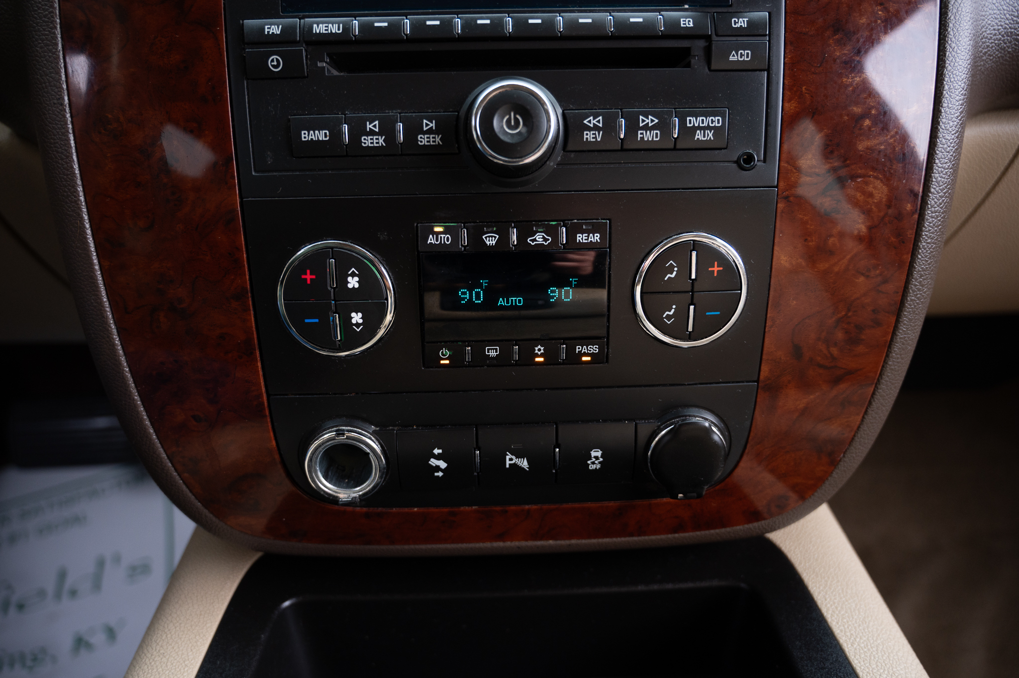 Chevrolet Tahoe LT 4WD 2012