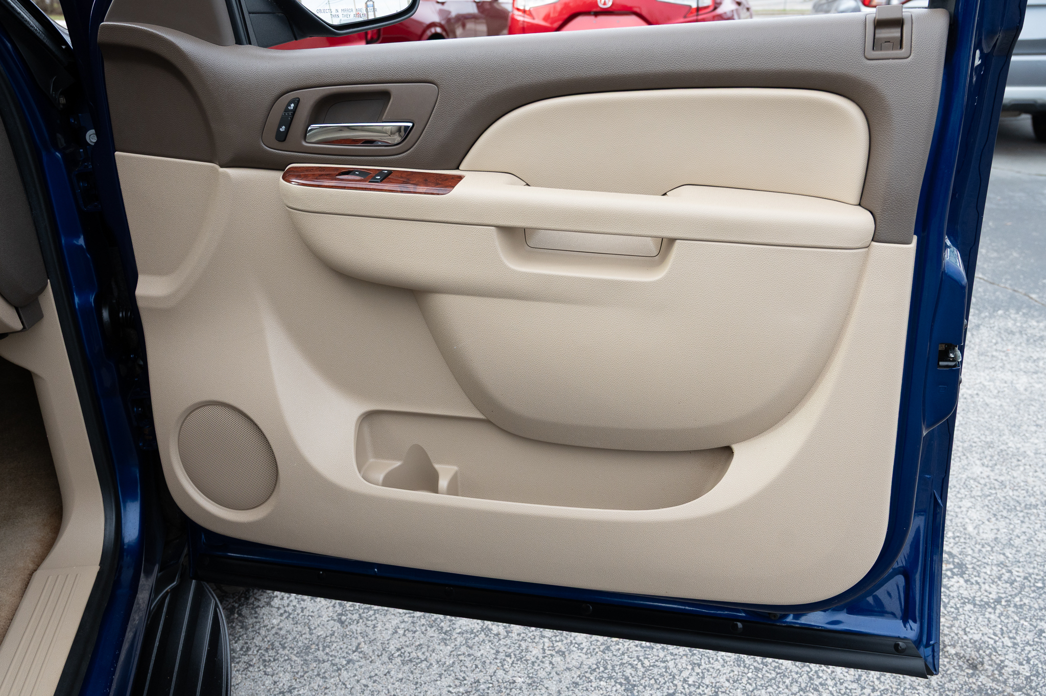 Chevrolet Tahoe LT 4WD 2012