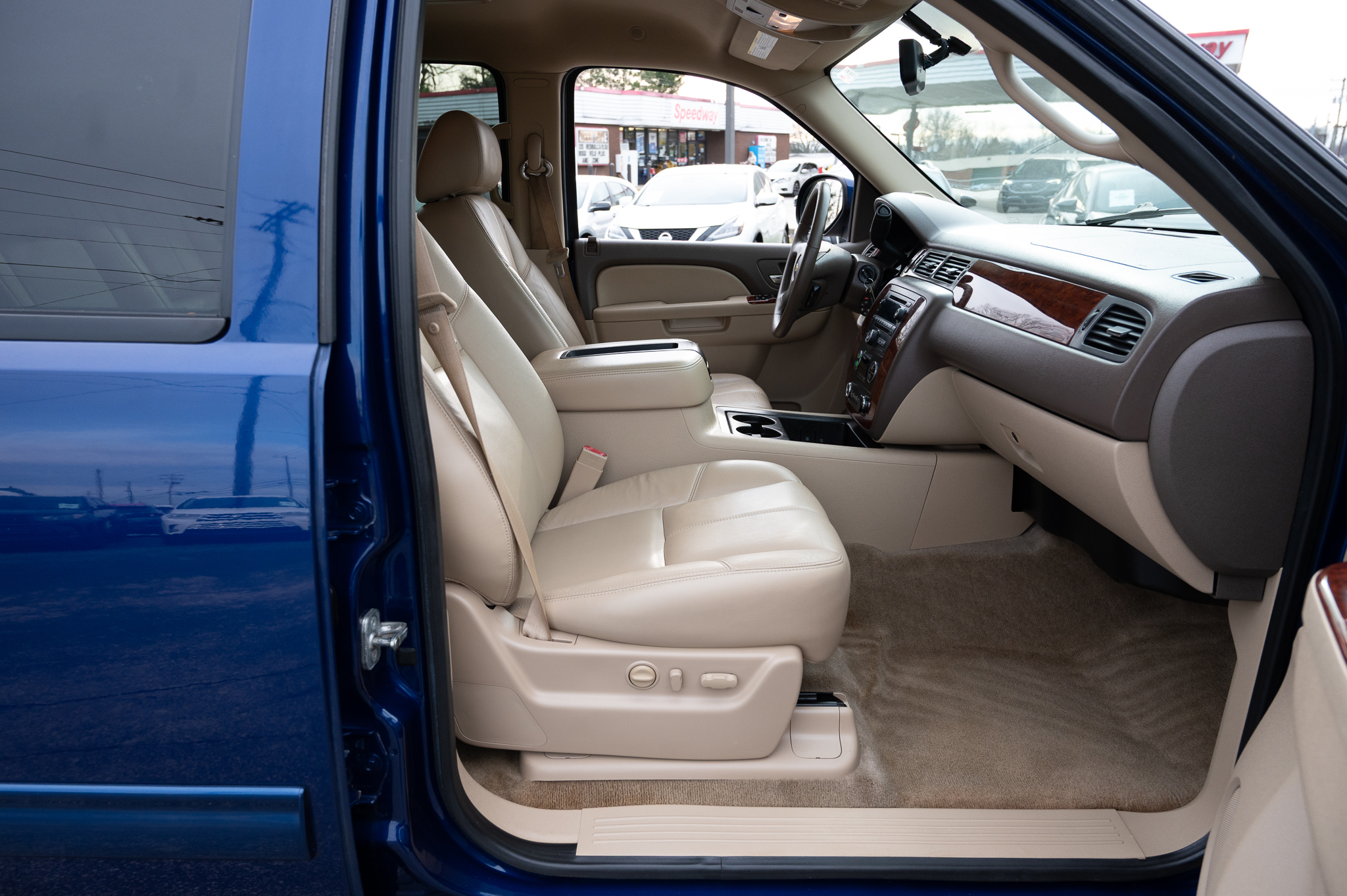 Chevrolet Tahoe LT 4WD 2012