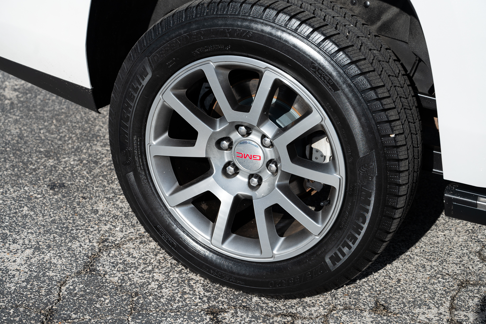 GMC Yukon Denali 4WD 2019