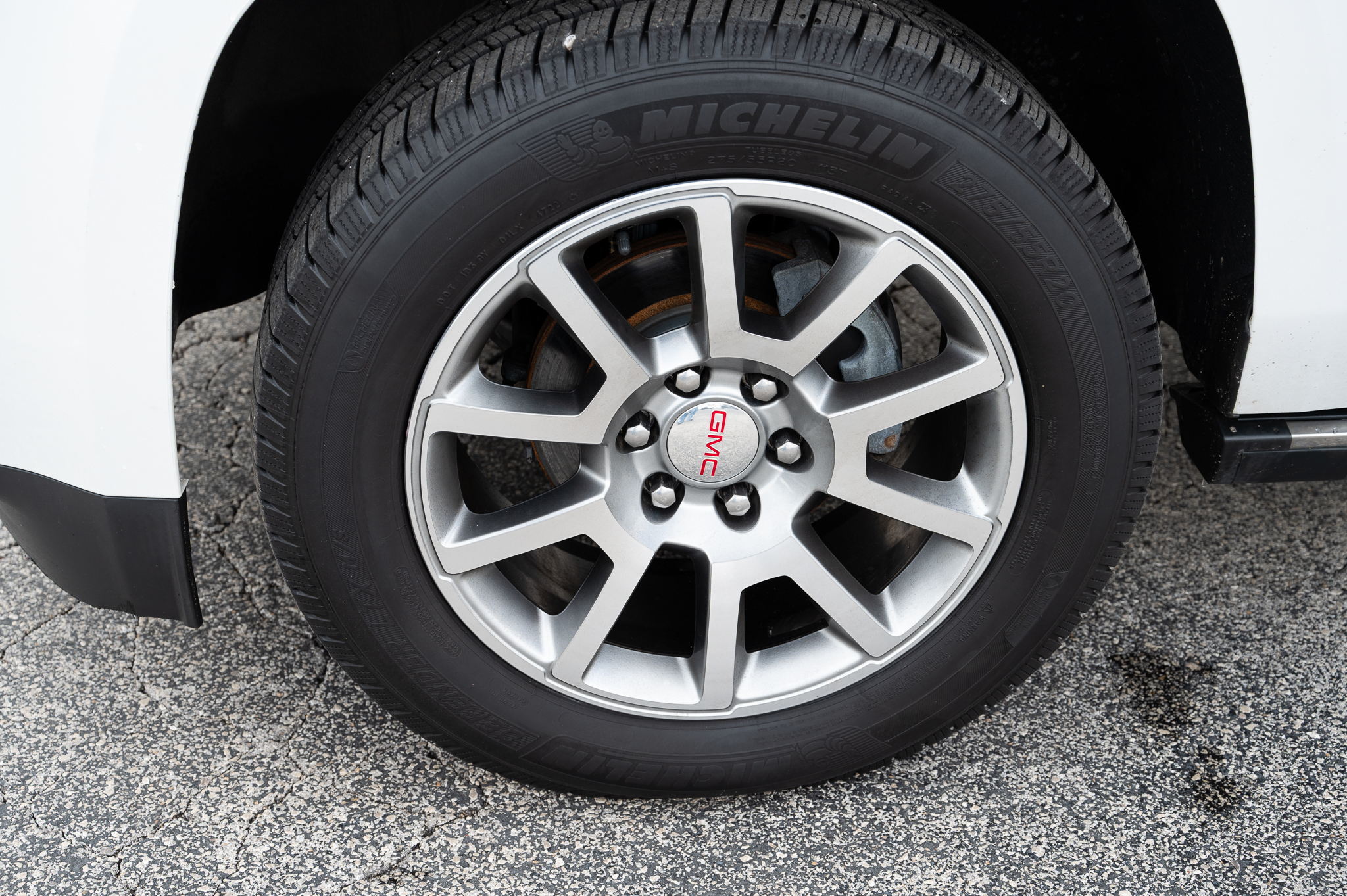 GMC Yukon Denali 4WD 2019