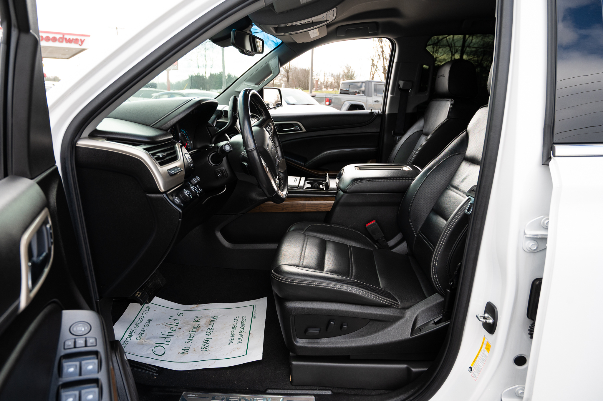 GMC Yukon Denali 4WD 2019