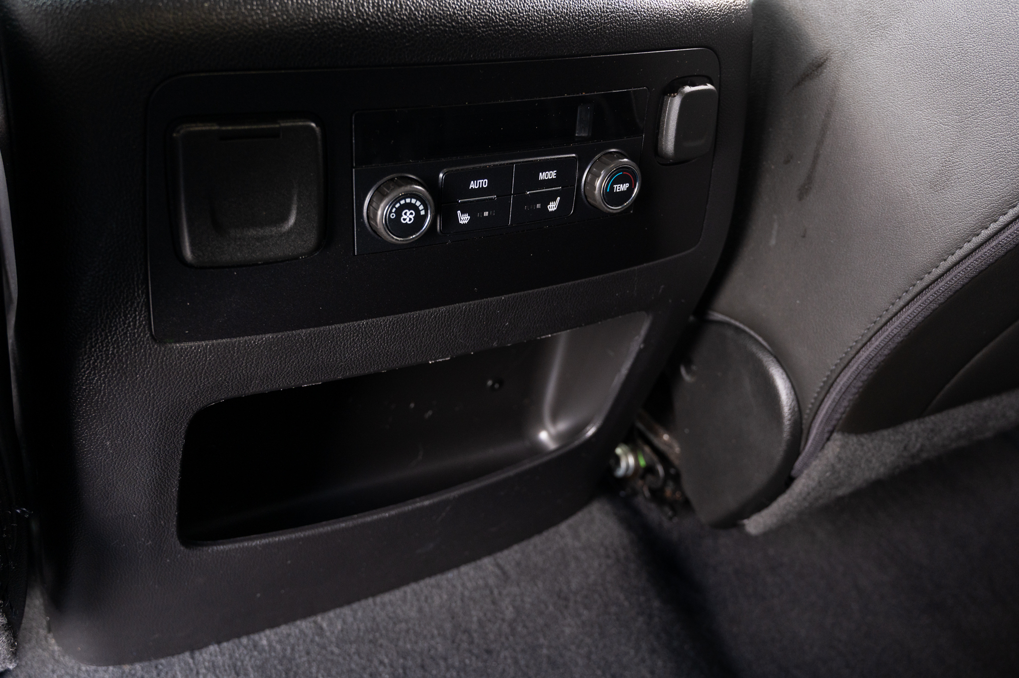 GMC Yukon Denali 4WD 2019