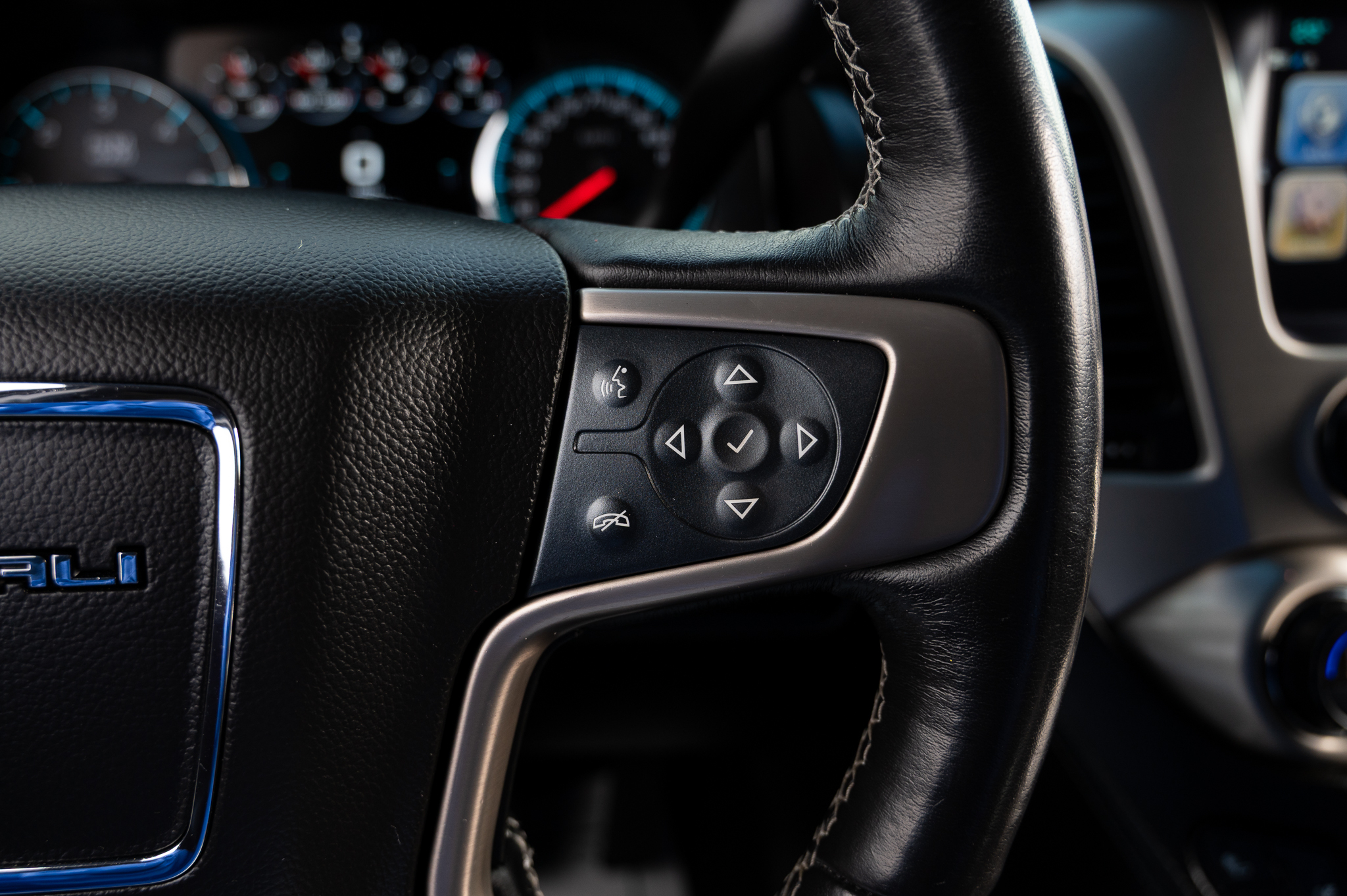 GMC Yukon Denali 4WD 2019