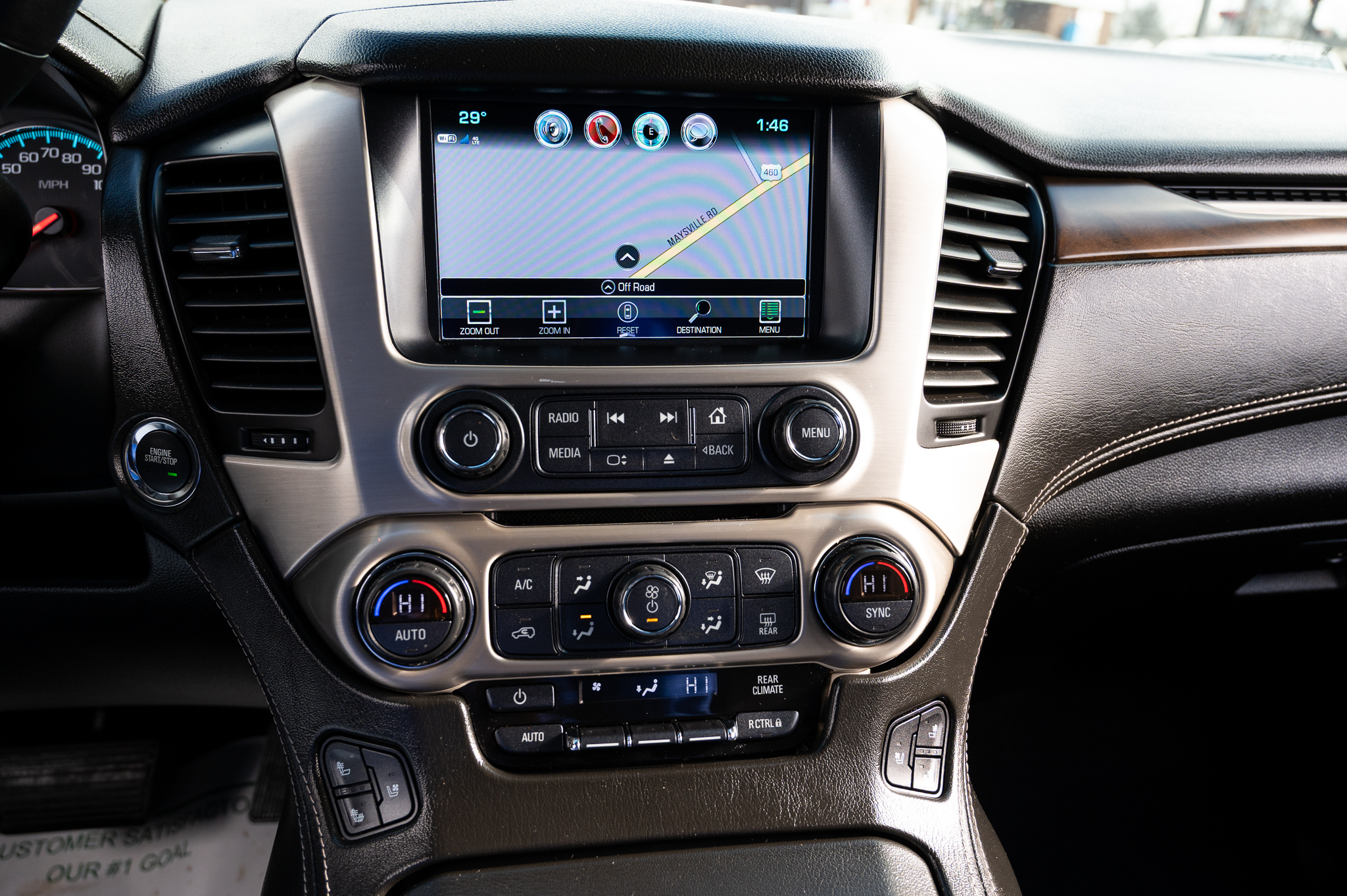 GMC Yukon Denali 4WD 2019