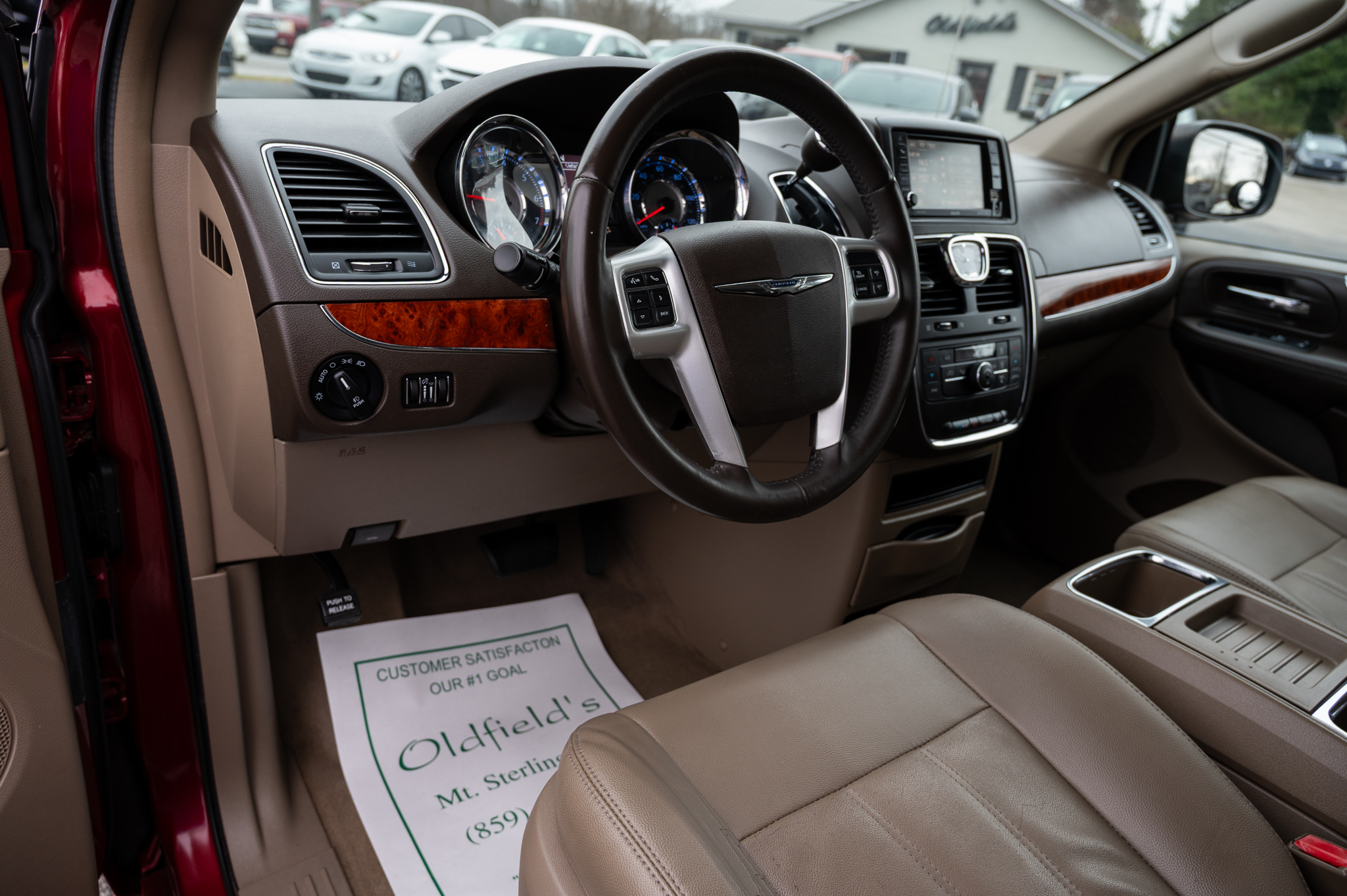 Chrysler Town & Country Touring 2016