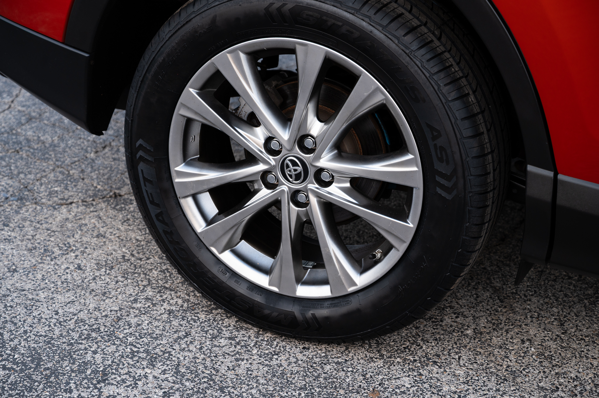 Toyota RAV4 Limited AWD 2016