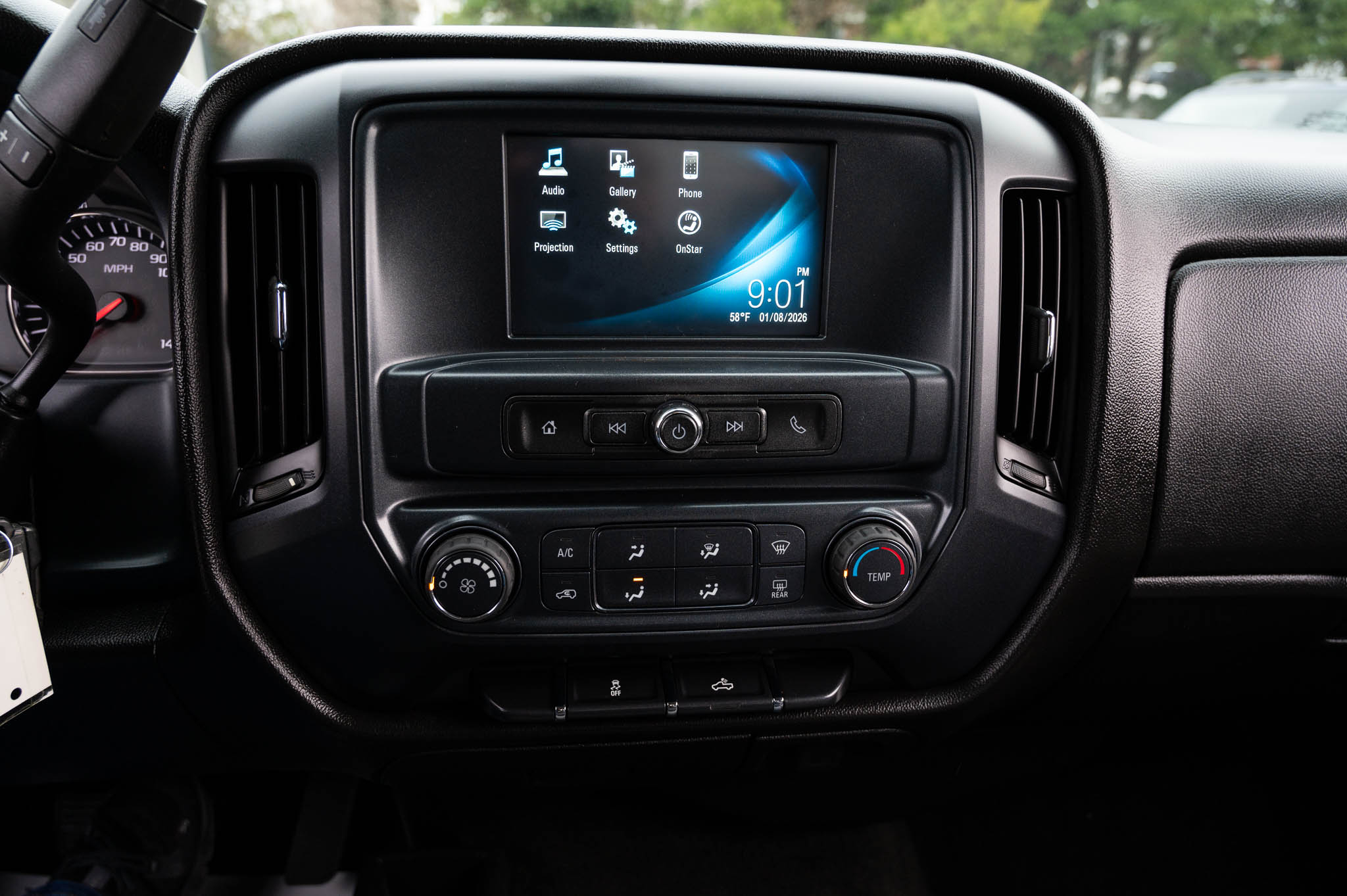 Chevrolet Silverado 1500 Custom Double Cab 4WD 2018