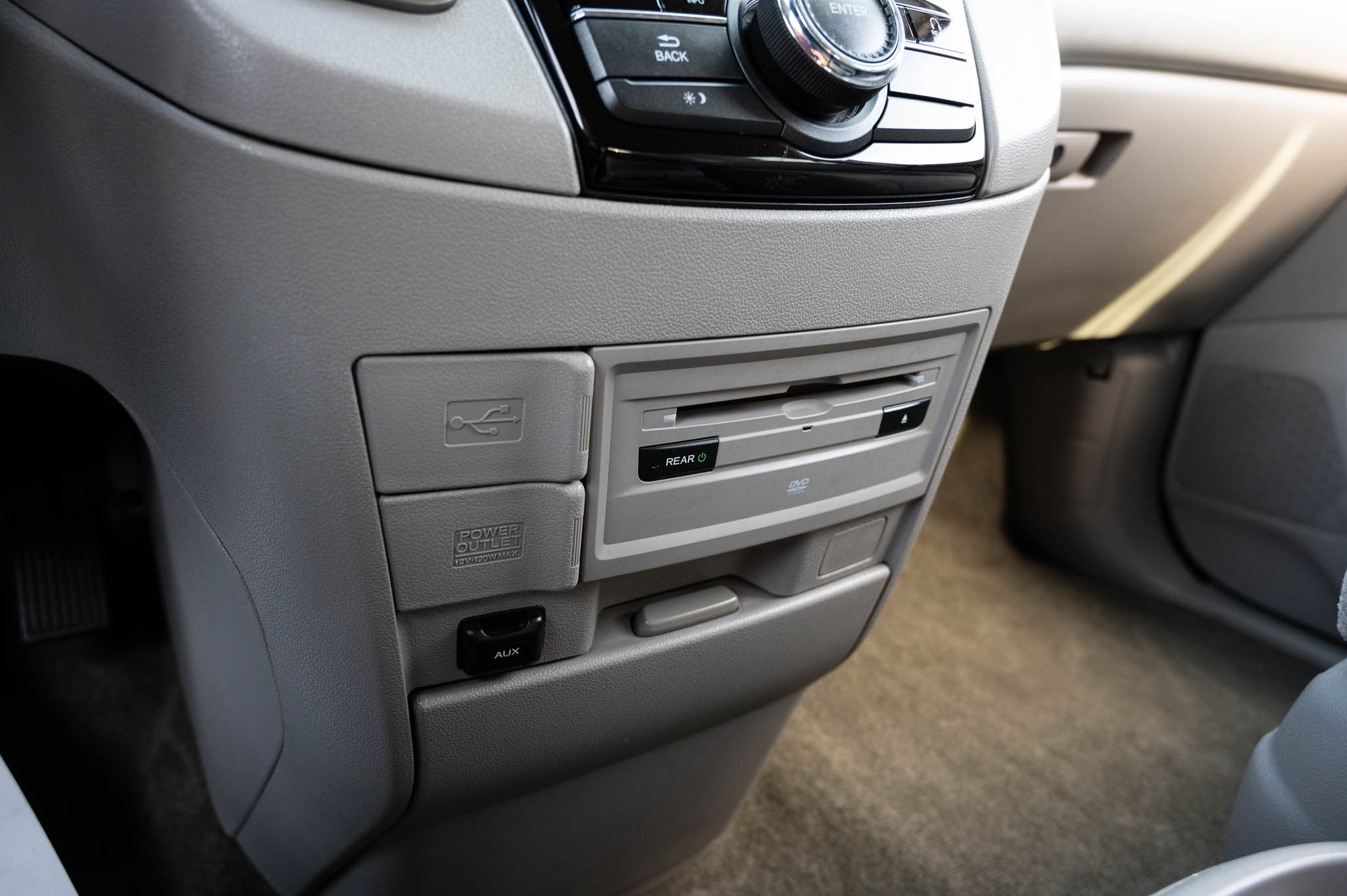 Honda Odyssey SE 2016