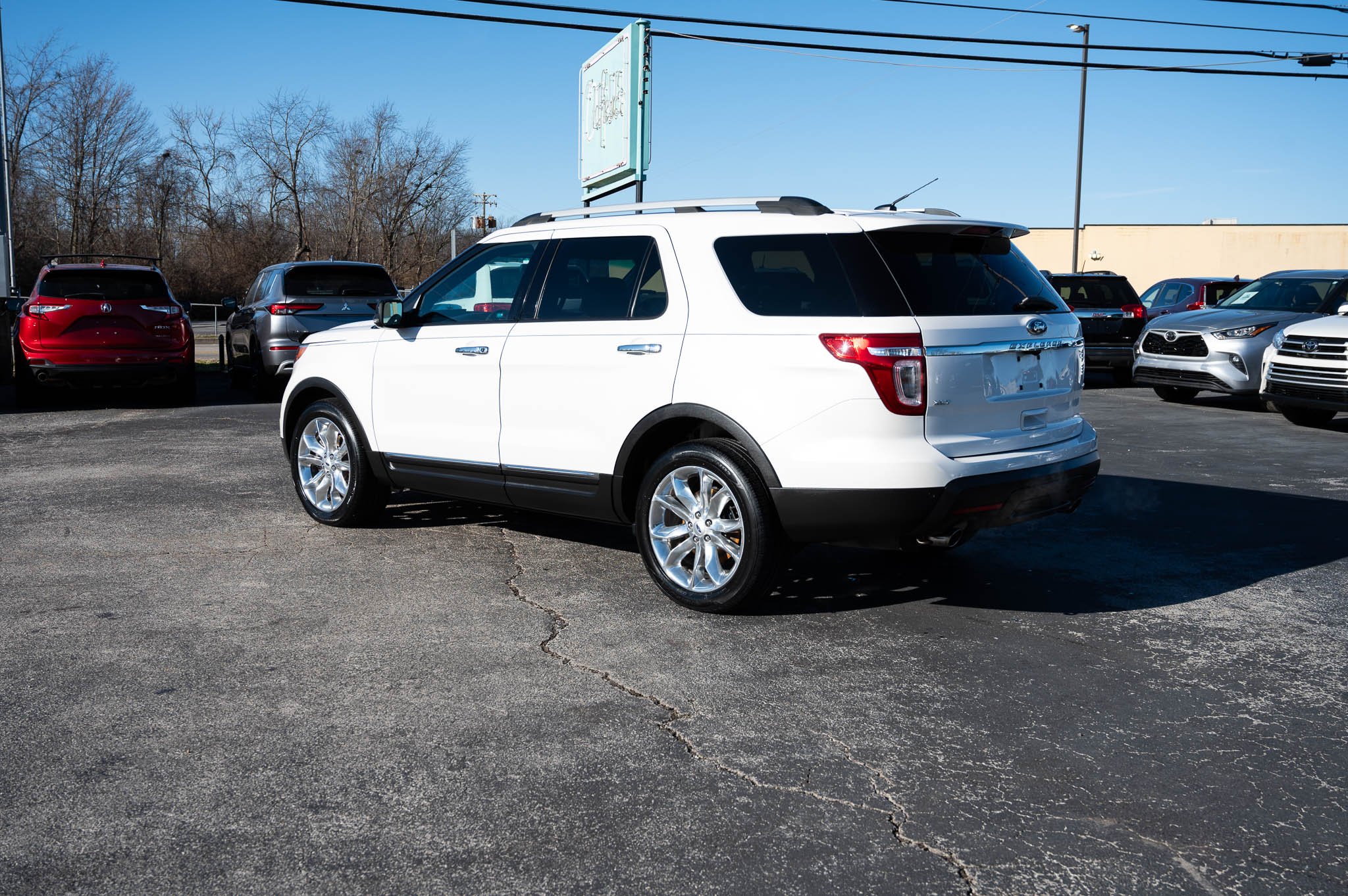 Ford Explorer XLT 4WD 2012