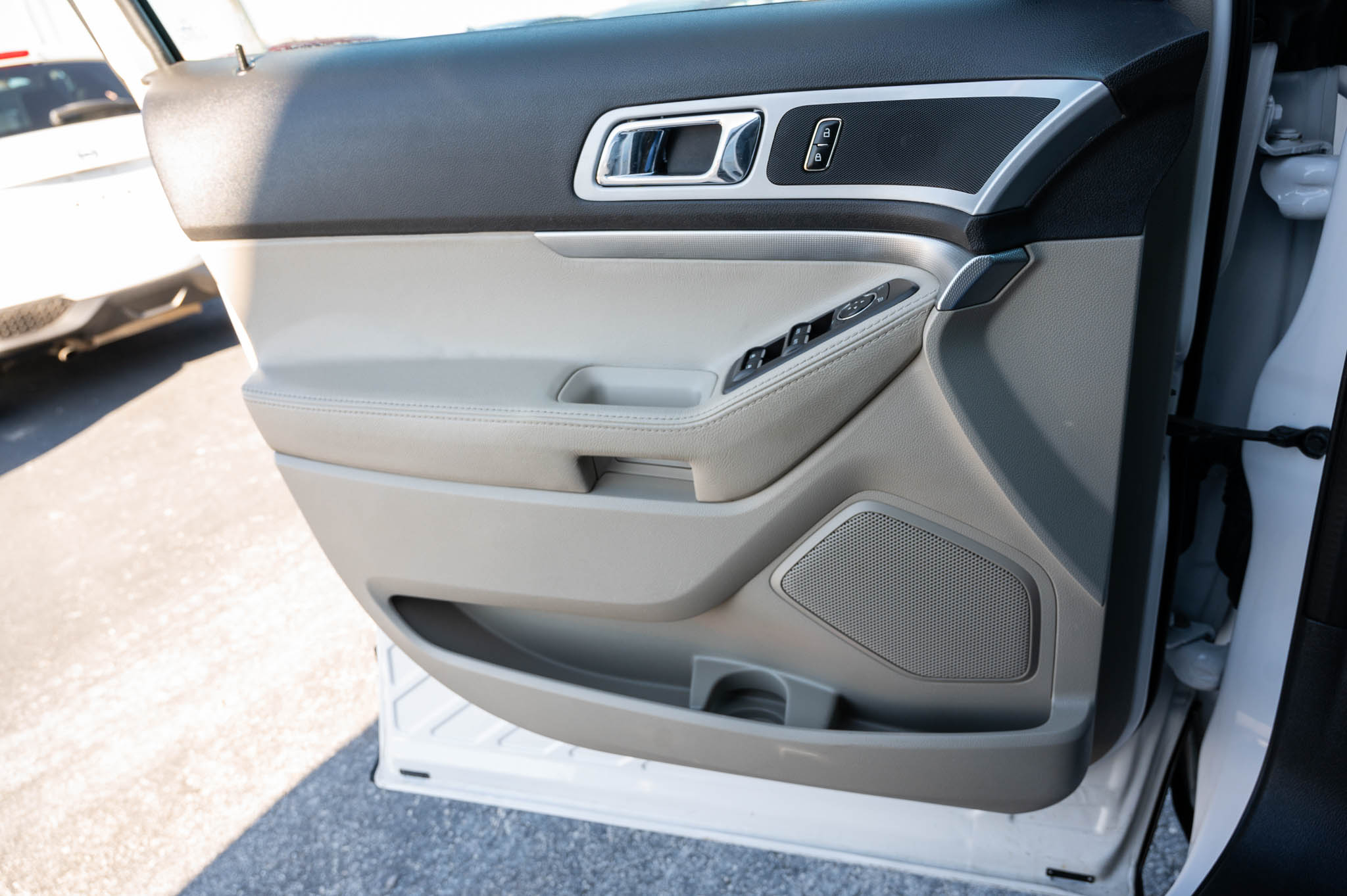 Ford Explorer XLT 4WD 2012