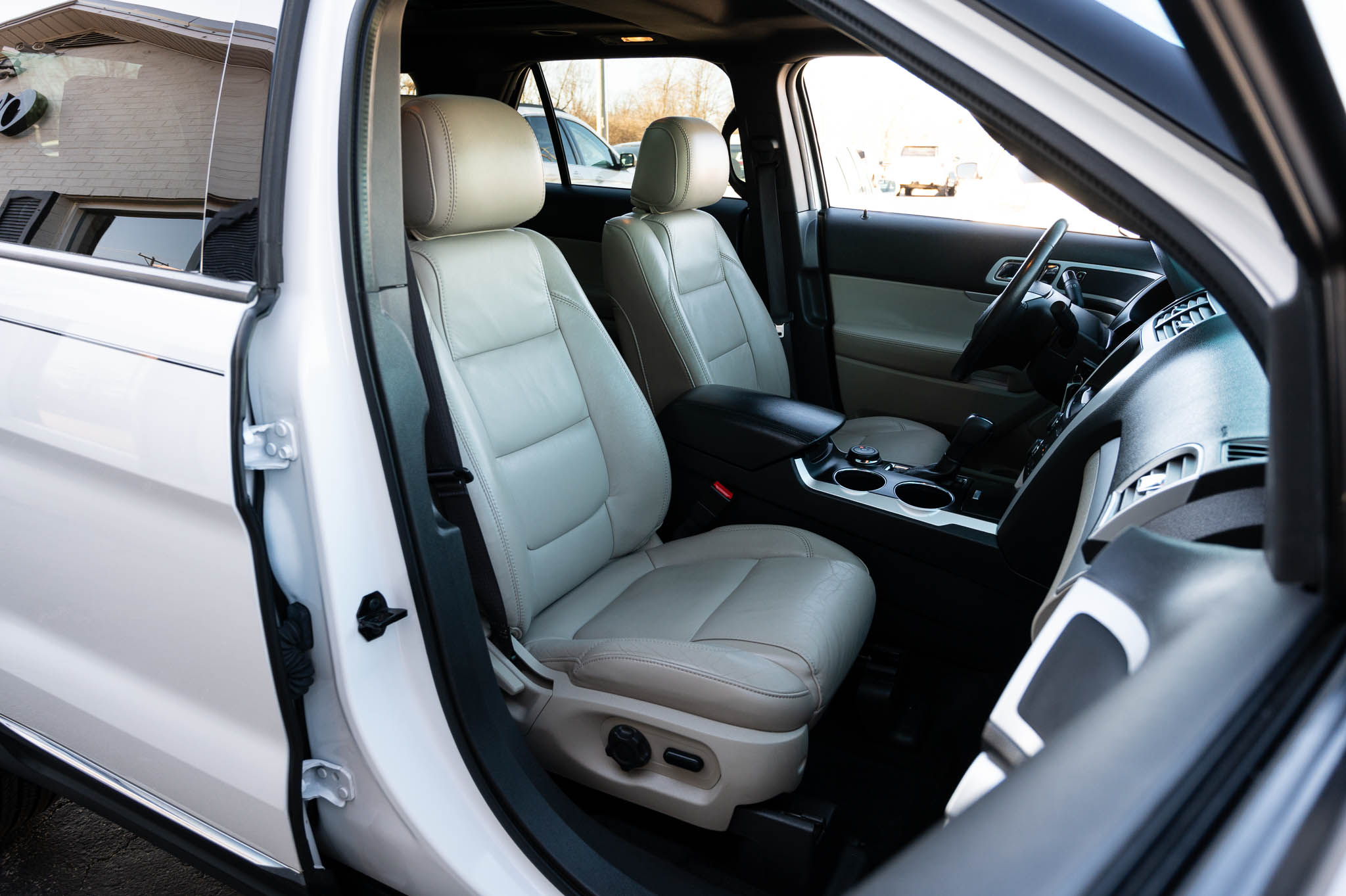 Ford Explorer XLT 4WD 2012