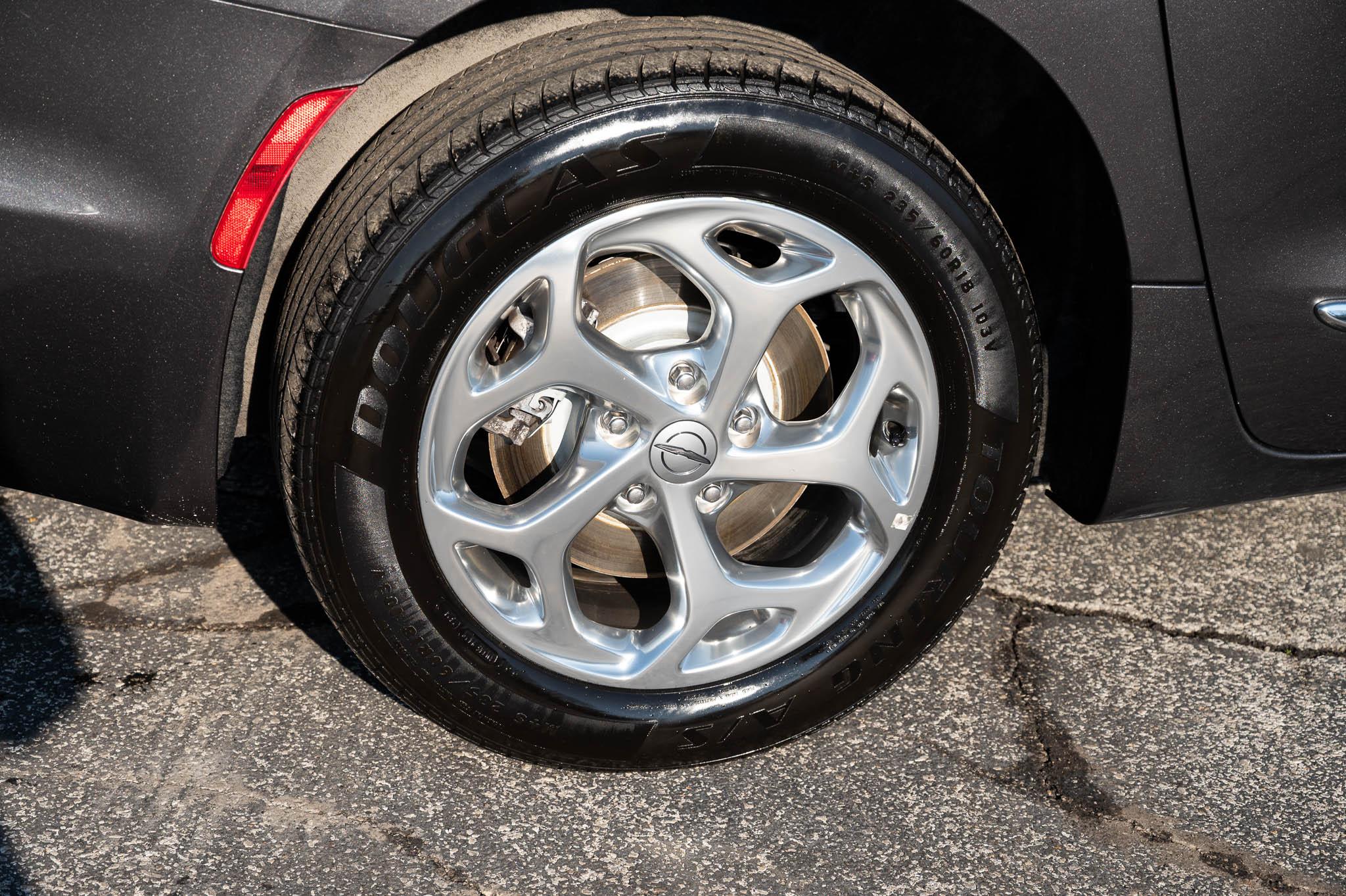 Chrysler Pacifica Limited AWD 2021