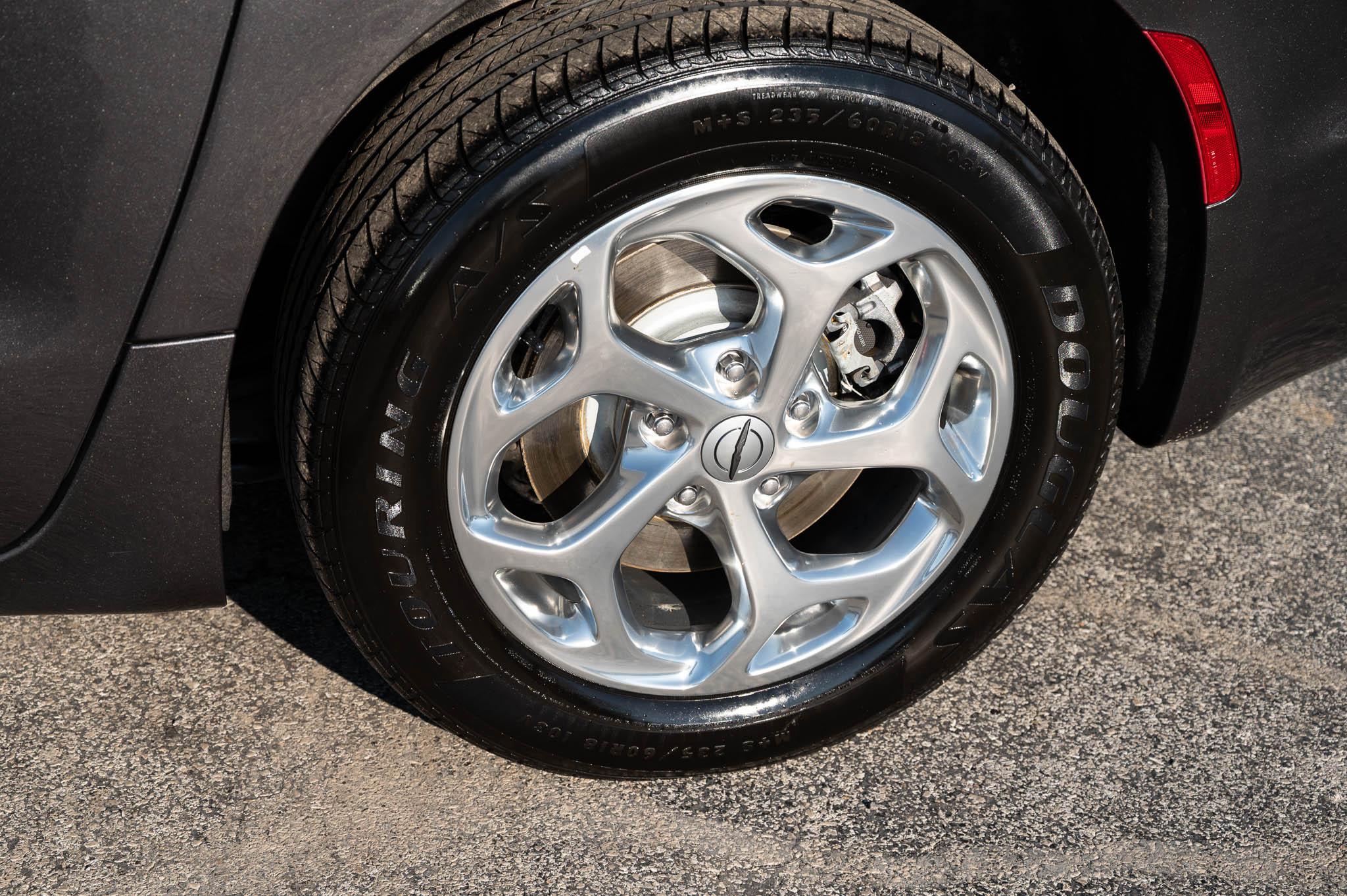 Chrysler Pacifica Limited AWD 2021