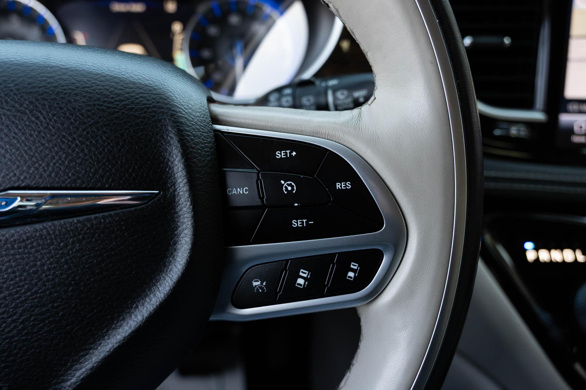 Chrysler Pacifica Limited AWD 2021