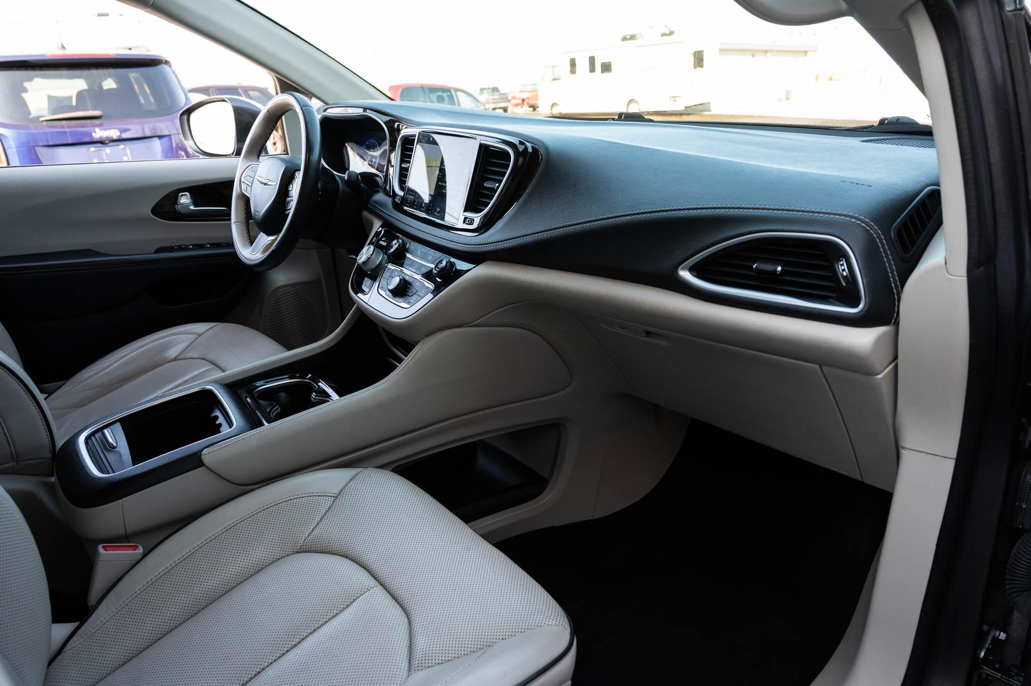 Chrysler Pacifica Limited AWD 2021